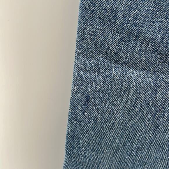 Levi's Women's Vintage 550 Relaxed FIt Tapered Leg Jeans - Light Wash - 4 - Picture 9 of 10